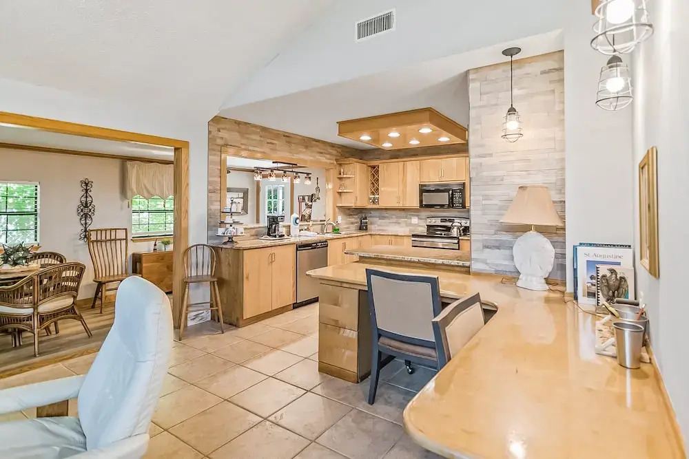 Dog-friendly Home With High-speed Wifi, Washer/dryer, Central AC, & Adult Bikes