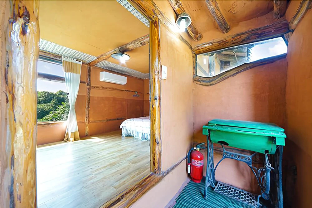 Seogwipo Pyeonwoon Sanjang Pension