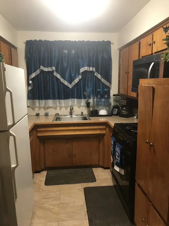 Spacious Comfy Room in Cozy Classy Duplex