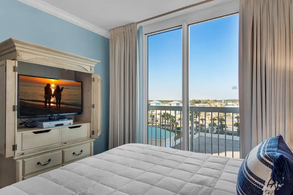 Silver Beach Towers 1205 East