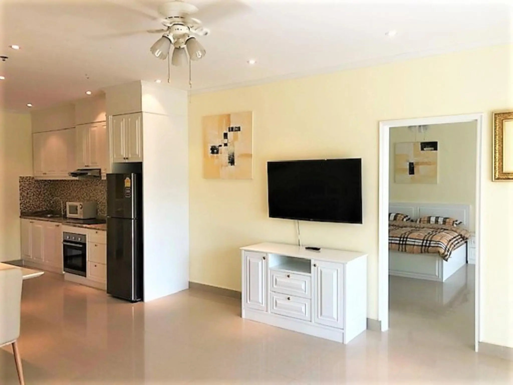 1 Bedroom Apartment at View Talay 5