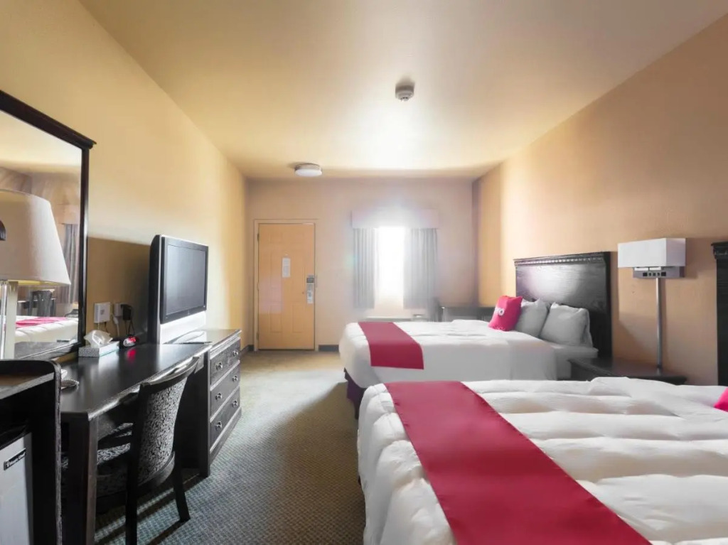 OYO Hotel Valley View TX, I-35