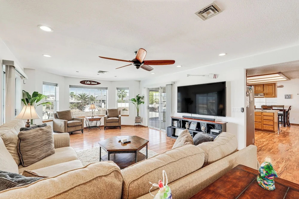 Saltwater Pool & Patios: Lake Havasu City Home!