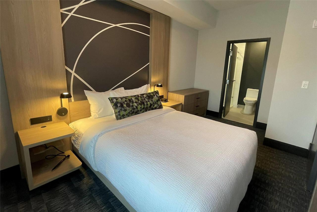 La Quinta Inn & Suites By Wyndham Kelowna Bc