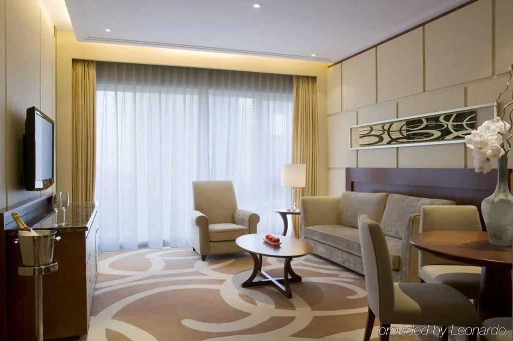 New World Dalian Hotel