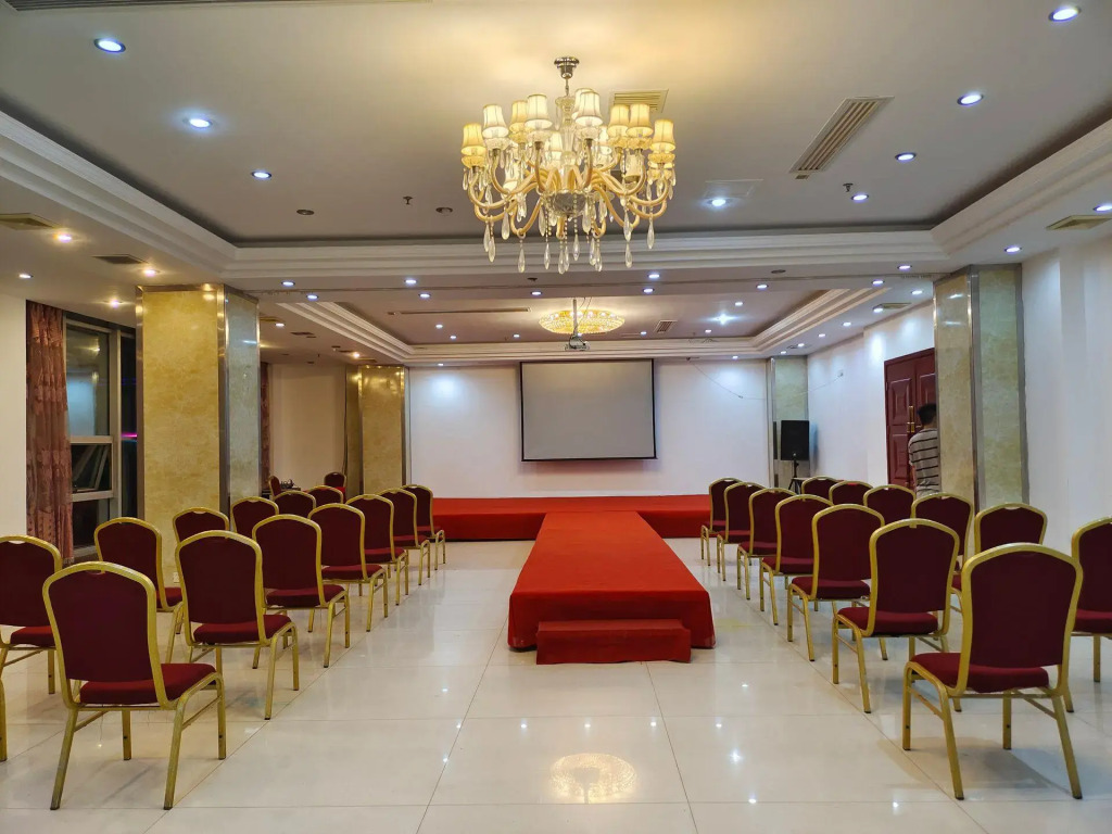 Jinjiang Inn Style Hotel (Nanchang Liantang Middle Avenue)