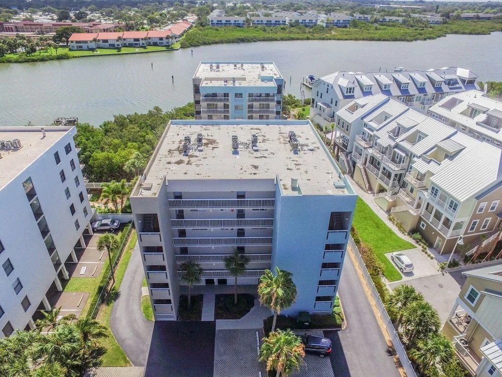 Fresh Beachy Vibe Condo Unit 204 2 Bedrooms 2 Bathrooms Condo