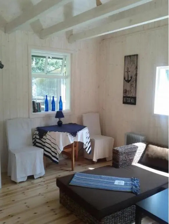 Tirbi Holiday House