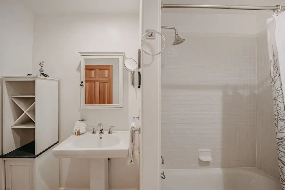 01sl - Hot Tub - Pet Friendly - Bbq - Sleeps 8 3 Bedroom Home by RedAwning