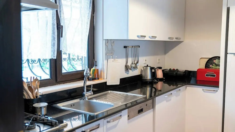 6 Rooms Stone Villa with Private Pool - Sea and Mountain Views