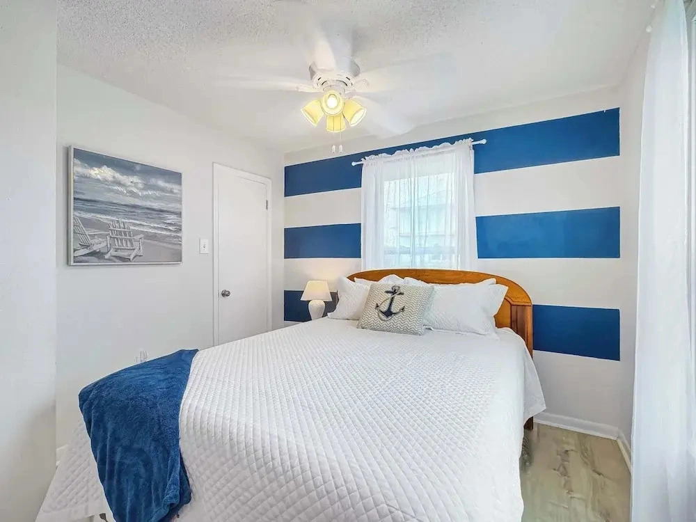 Bungalow by the Beach For 9