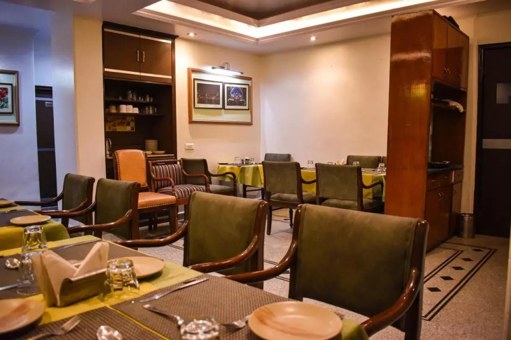 1 BR Boutique stay in Chaura Maidan, Shimla, by GuestHouser (0448)