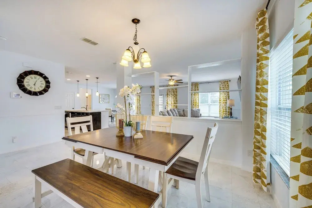 Bright Davenport Home ~ 11 Mi to Disney!