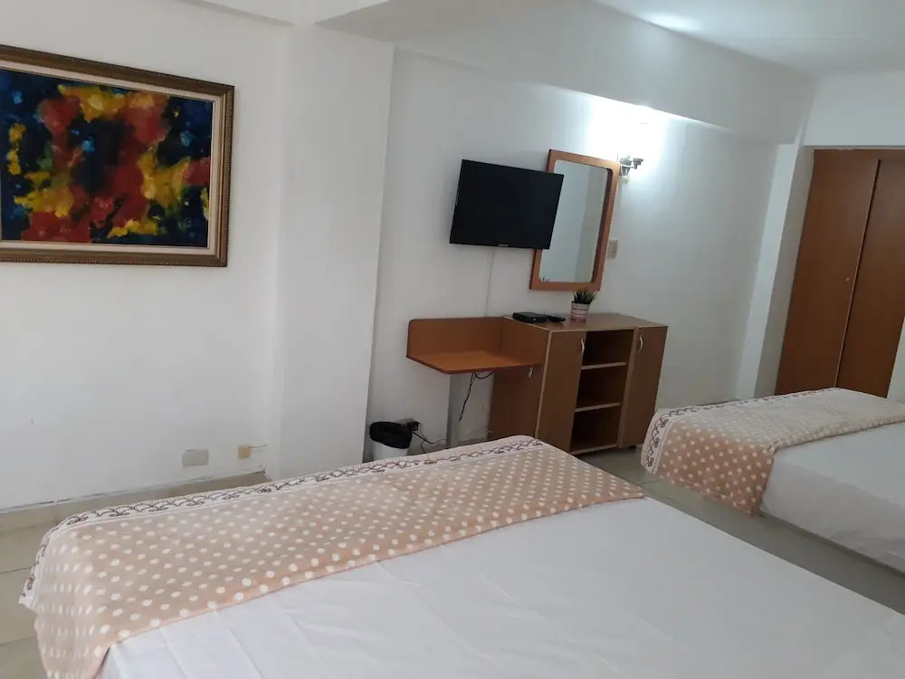 Ruben's Hotel