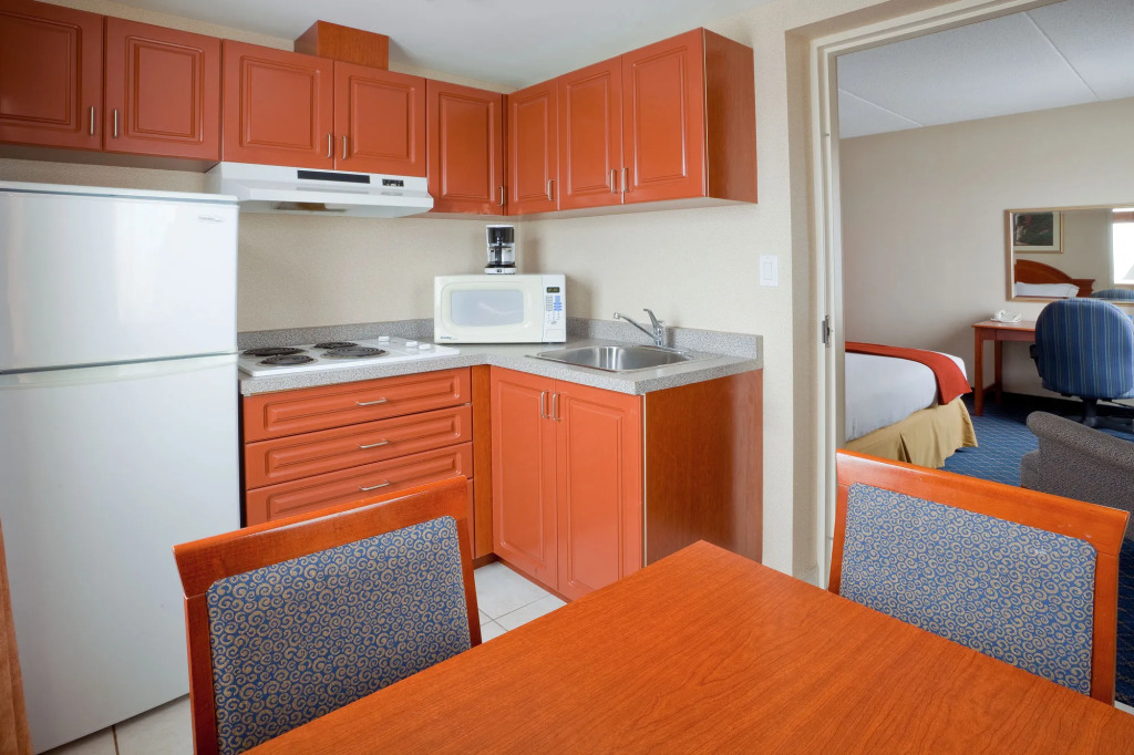 Holiday Inn Express Hotel & Suites Barrie by IHG
