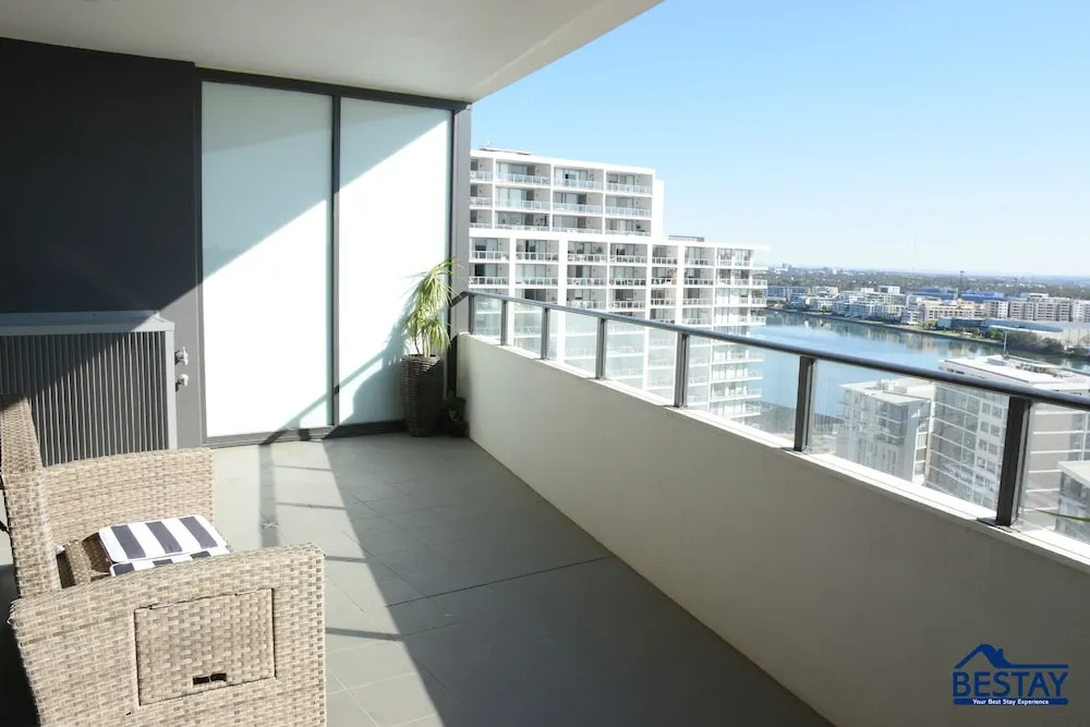 Designer Waterfront Home  SH1206
