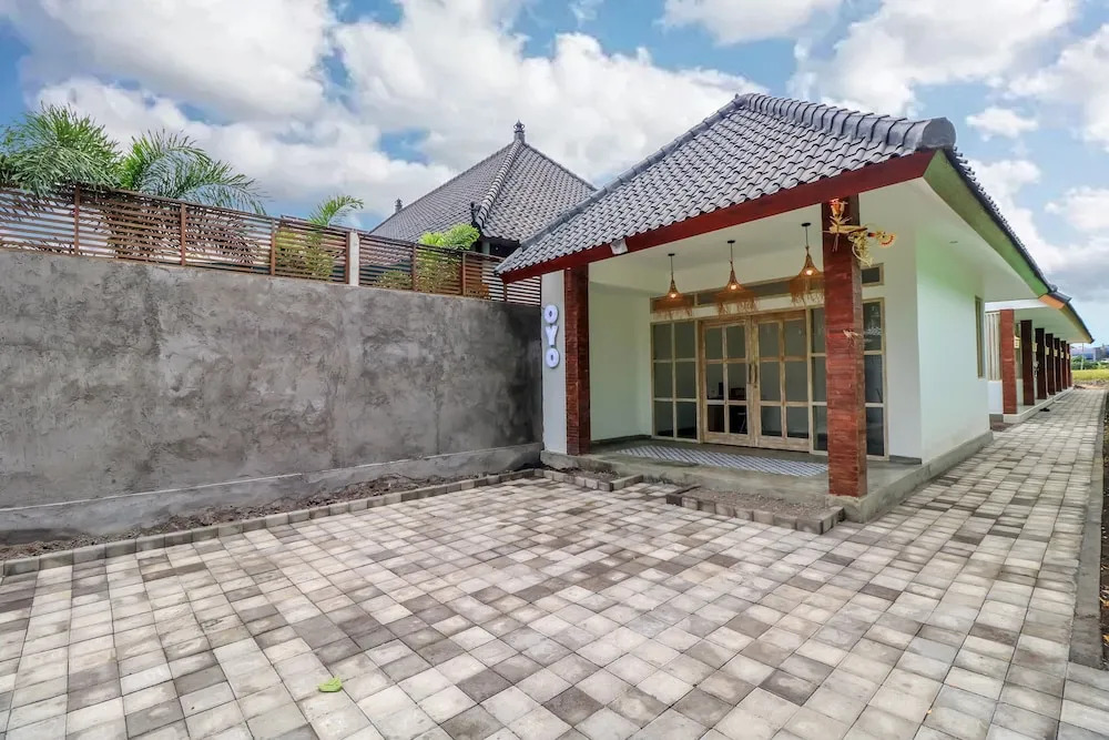 OYO 2896 Uma Menuh Guest House
