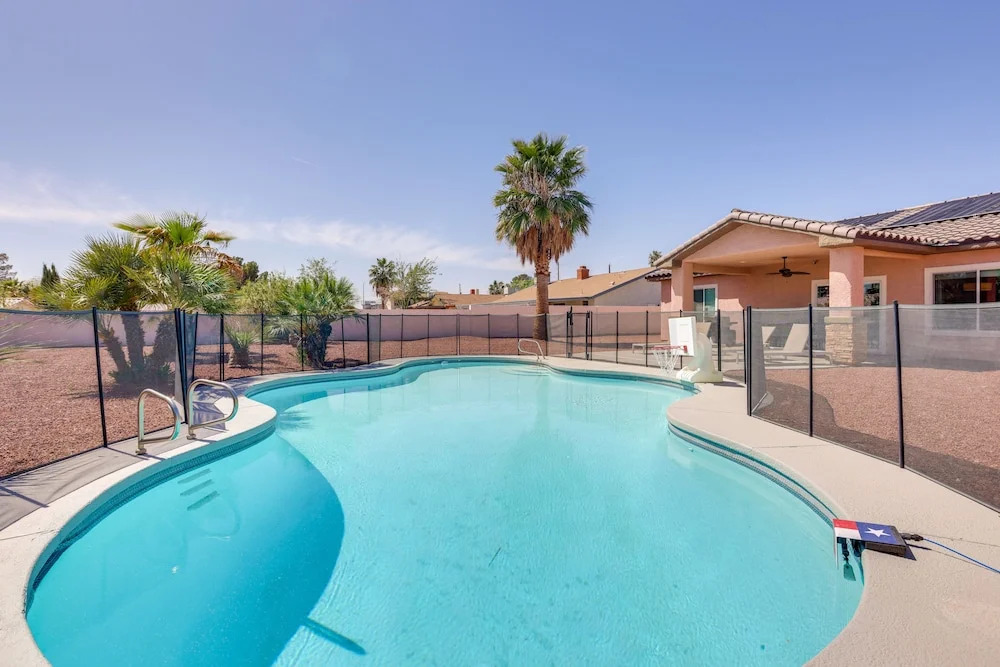 Updated Las Vegas House: Patio & Solar Heated Pool