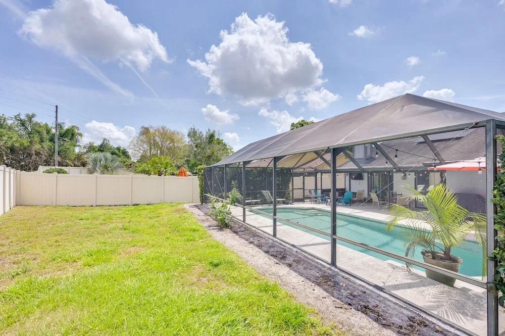 Contemporary Lutz Home: Private Pool, Pet Friendly