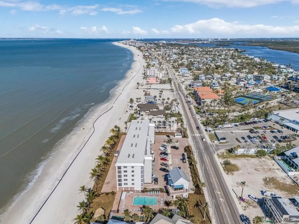 Seaside 108: Oceanview 2br/2ba Condo With Pool, Steps To Beach 2 Bedroom Condo