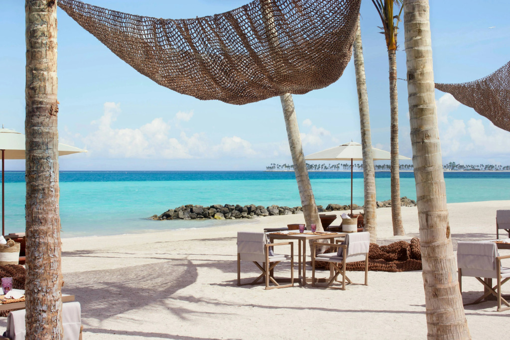The Ritz-Carlton Maldives, Fari Islands