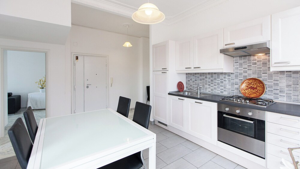 Rental in Rome Quattro Venti Terrace Apartment