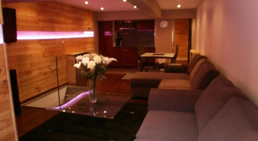 Residence Aqualiva à Valberg Piscine privative dans chacun des appartements situé à 20m des pistes de ski