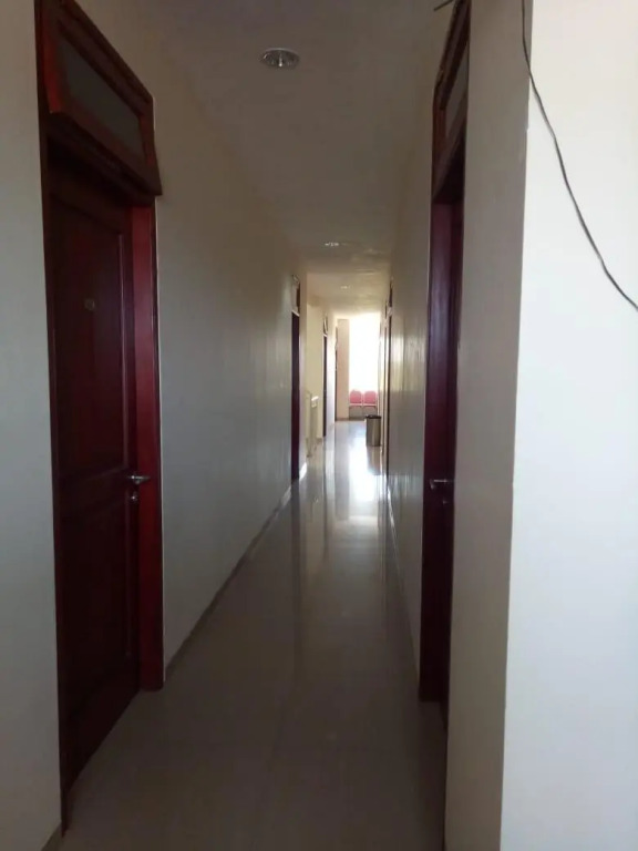 RedDoorz @ Raya Ngagel 2