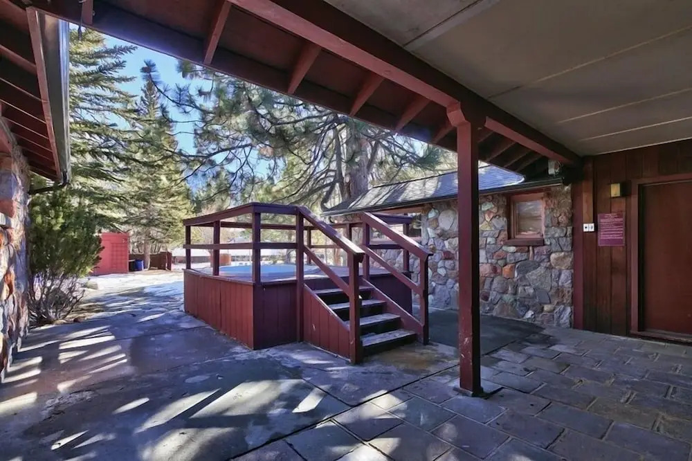 828 Park Ave.