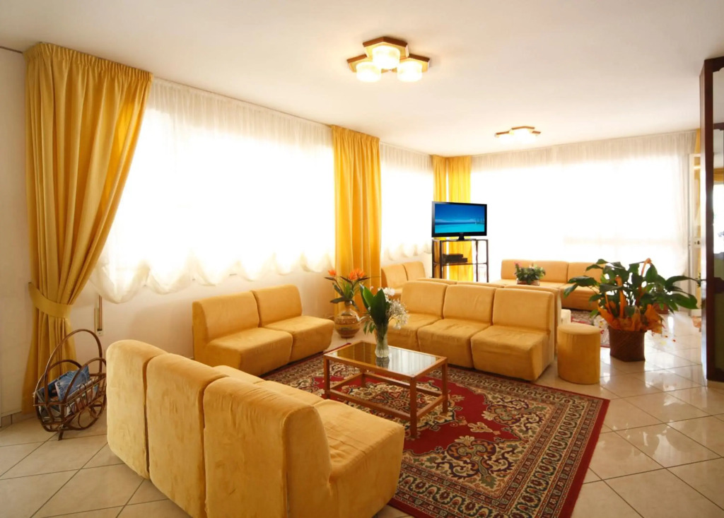 Hotel Devon Rooms & Breakfast