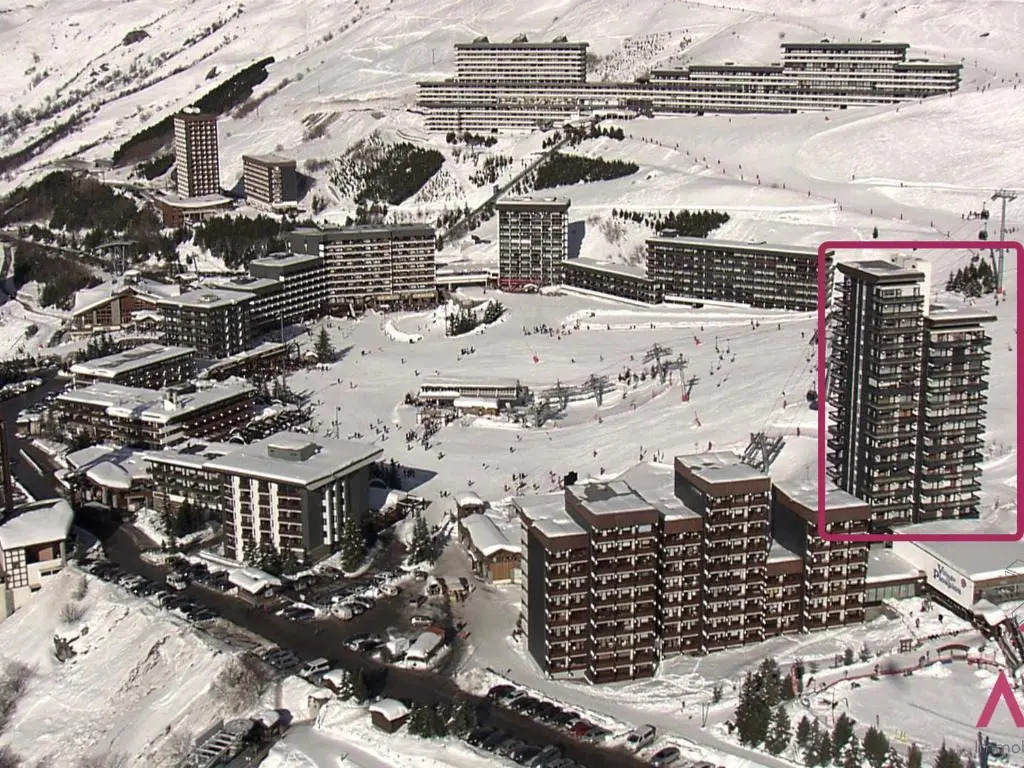 Appartement Les Menuires, 1 pièce, 2 personnes - FR-1-452-160