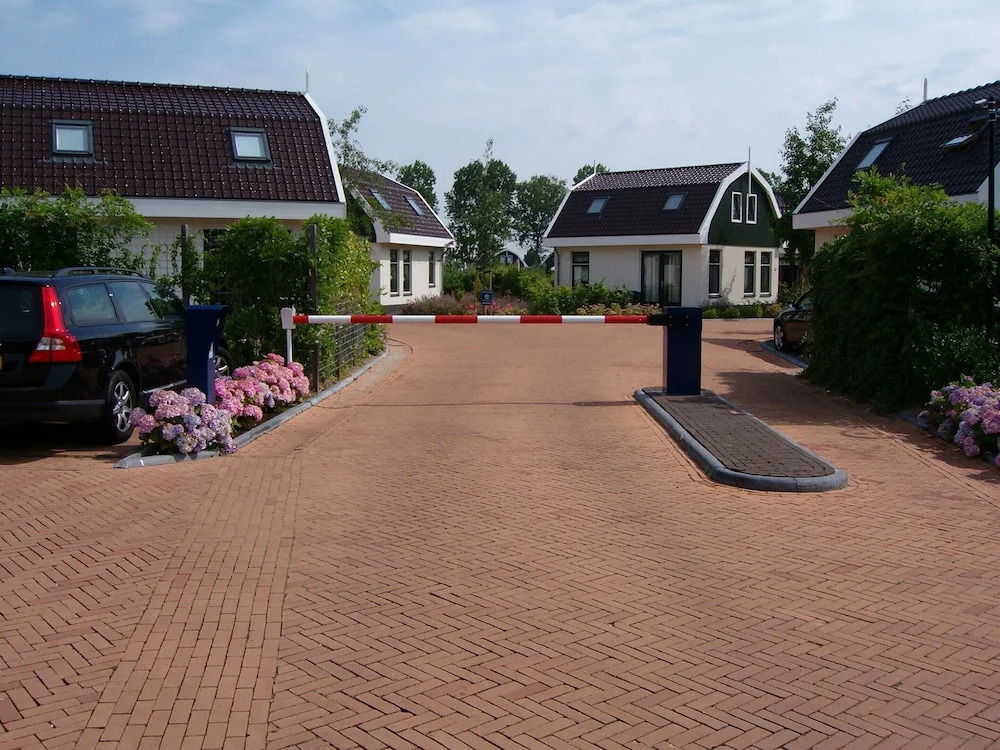 Nice House with Dishwasher near Sea & Beach