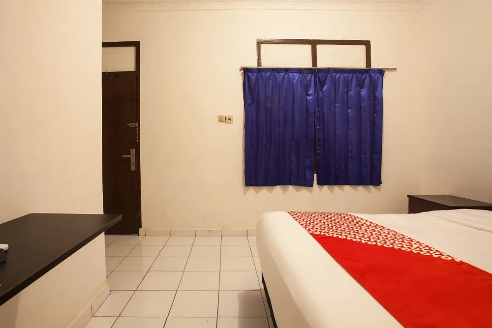 Hotel Cirasa Syariah by Oyo Rooms