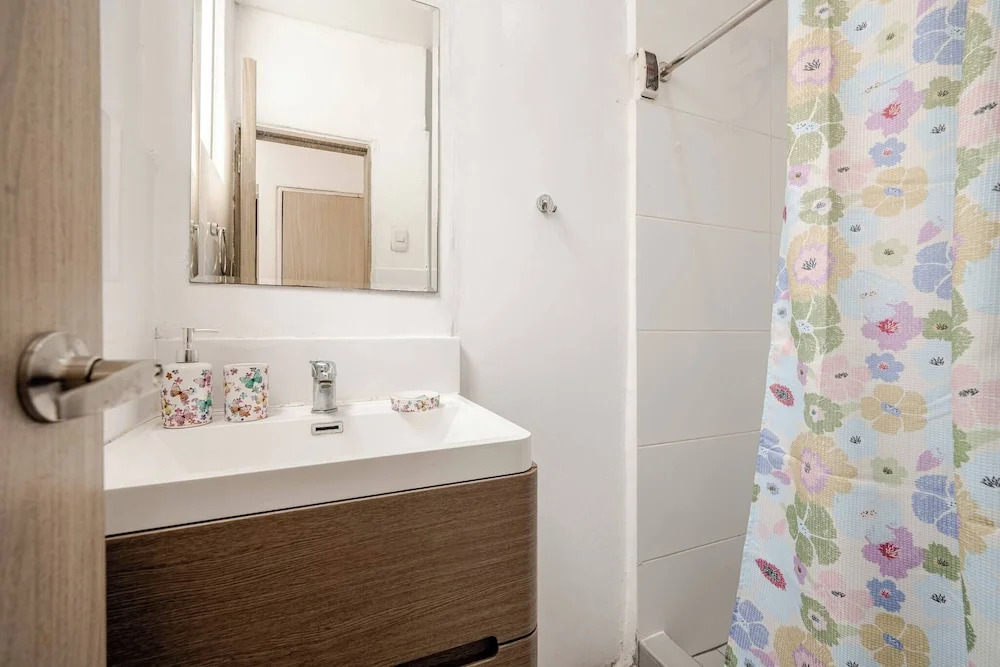 Cozy 2BR - Heart of Barranco - Walk to Everywhere