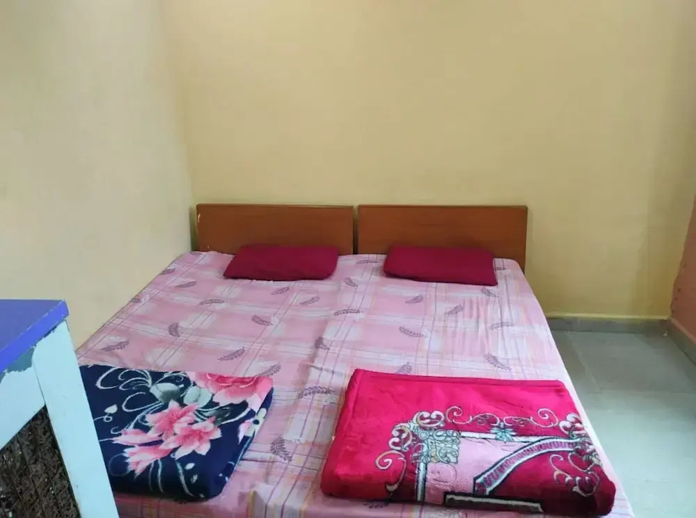 Kailash kuti Guest House