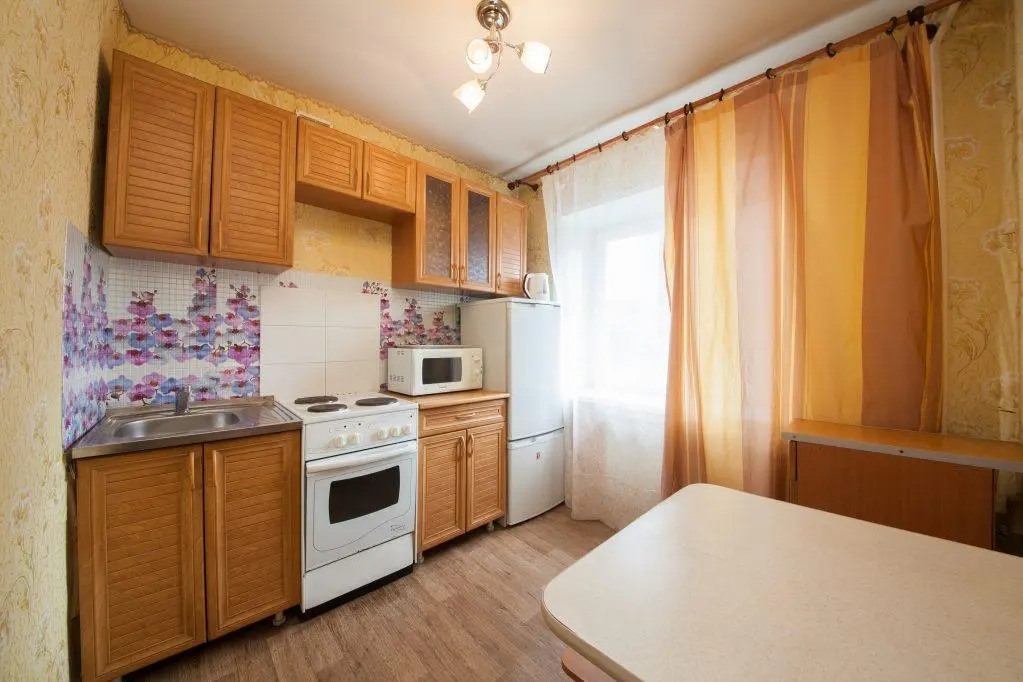 Apartments Kvartirov on str. Ady Lebedevoj, 150