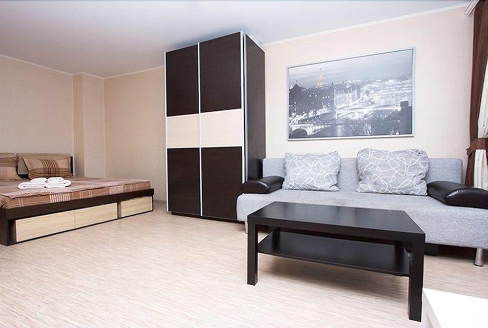 Улучшенные апартаменты «ApartLux Сокол»