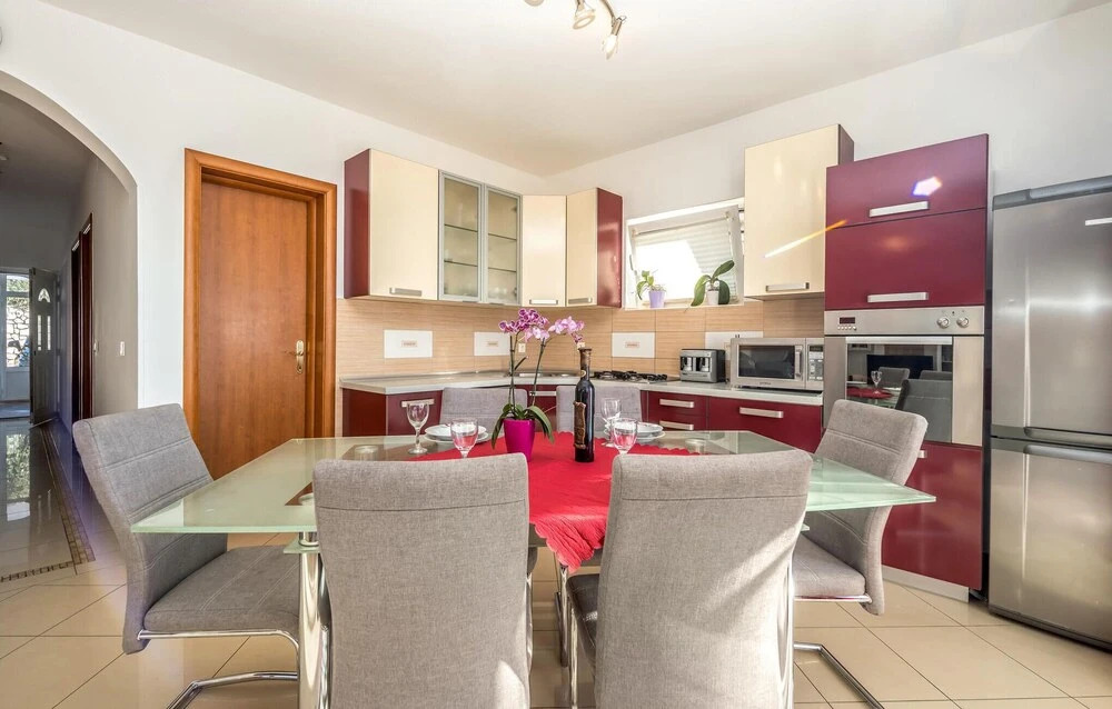 Beautiful Home in Crikvenica With Wifi and 2 Bedrooms