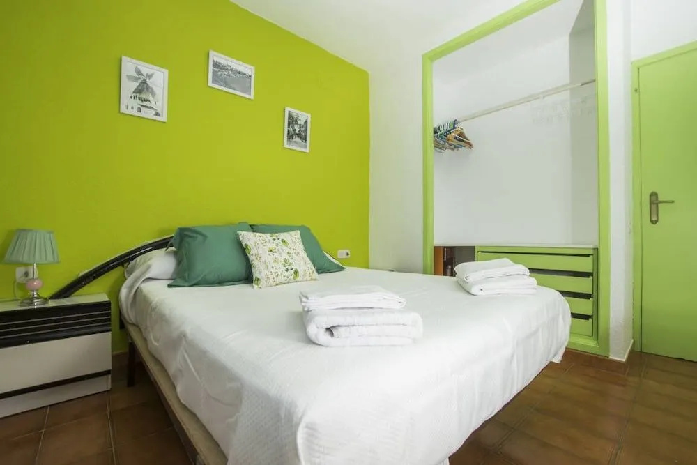 Cala Corb Low Cost