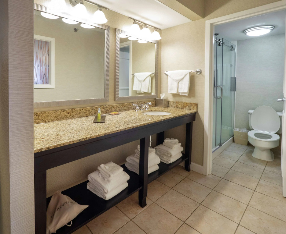 DoubleTree by Hilton Buffalo-Amherst