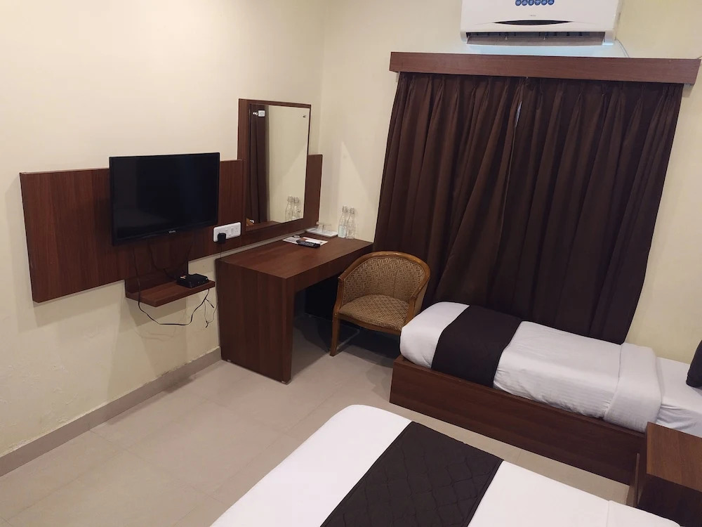 Hotel Parkway Inn