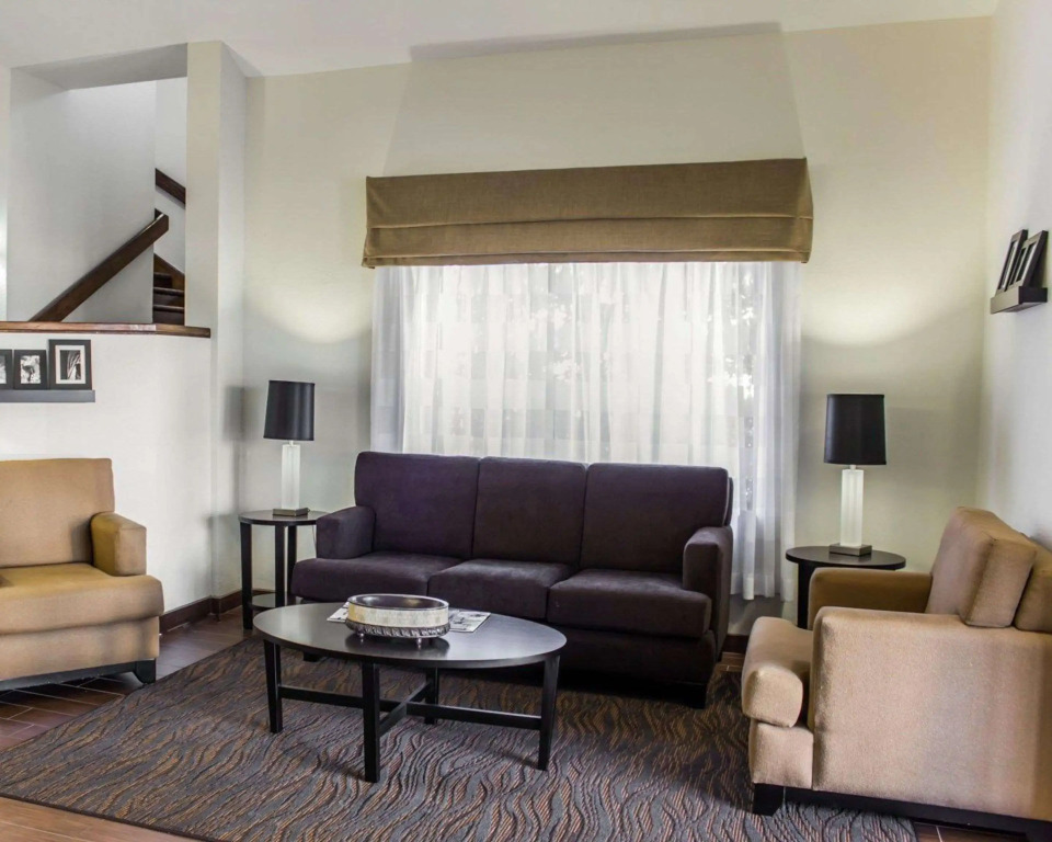 Sleep Inn & Suites Spring Lake - Fayetteville near Fort Bragg