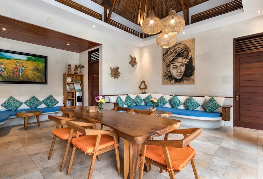 Villa Liang by Villa Finder