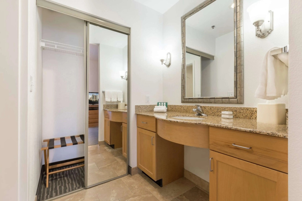 Homewood Suites by Hilton at Carolina Point - Greenville