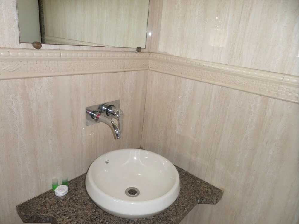 Hotel Rishi Residency Mumbai