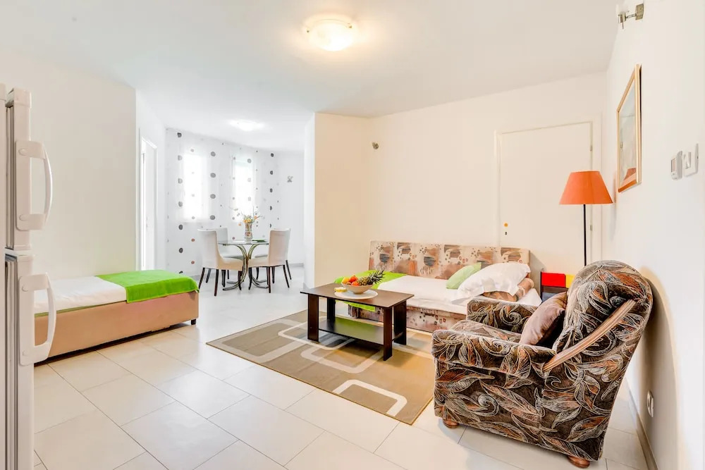 Znjan beachfront apartments Split