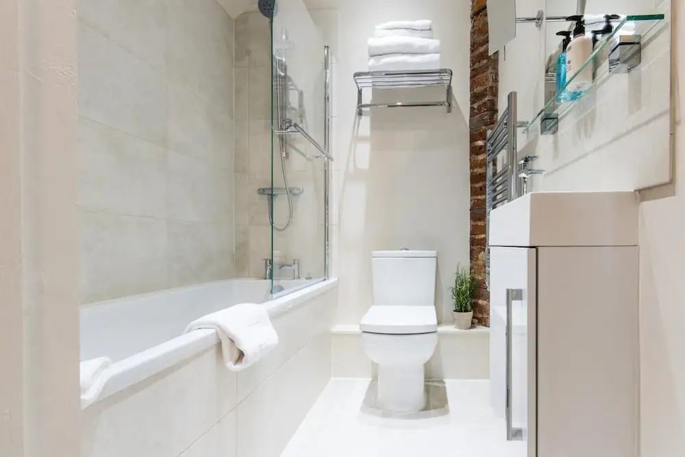 April House Weybridge - Boutique Guesthouse