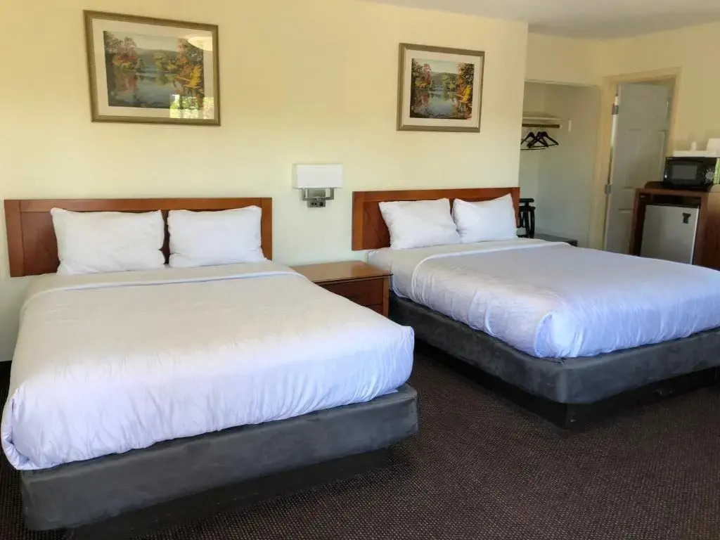 Monticello Motel