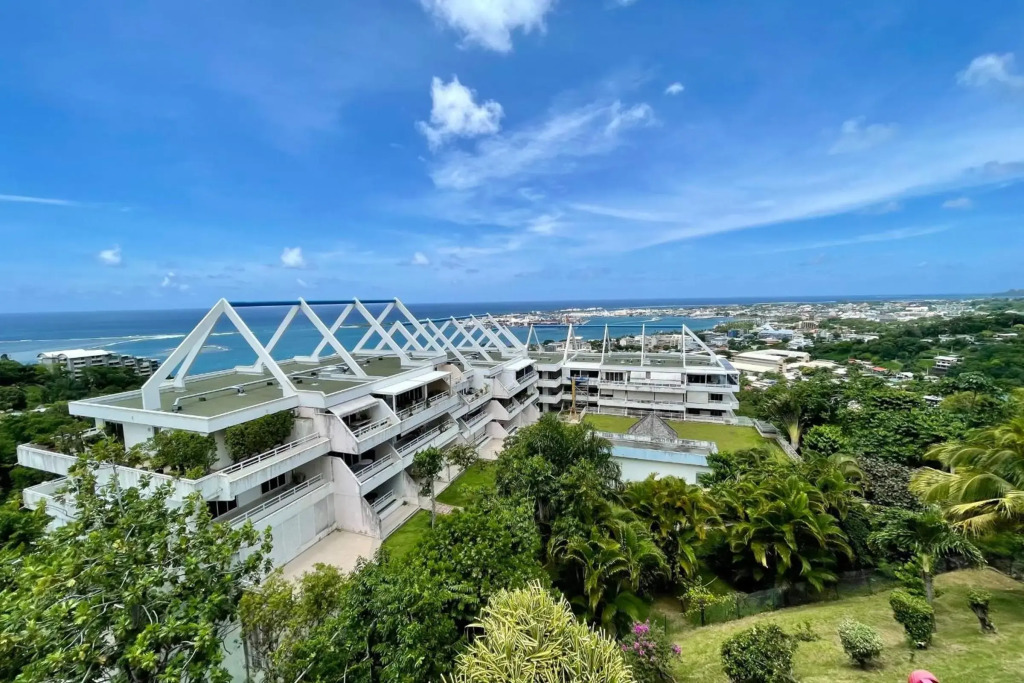 Appartement Hana Iti breathtaking on the ocean at the entrance of Papeete