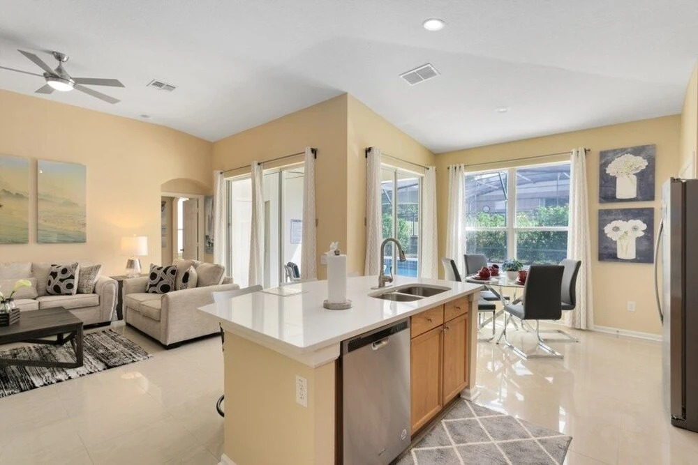 Amazing Disney Dream Getaway In Windsor Palms! 4 Bedroom Villa by RedAwning